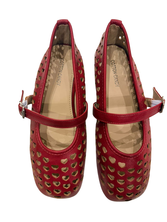 Red Heart Women’s Mary Jane Shoes – Classic Design with a Twist